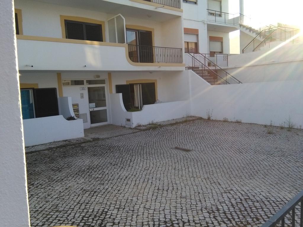 Apartamentos Monica Quarteira Exterior foto