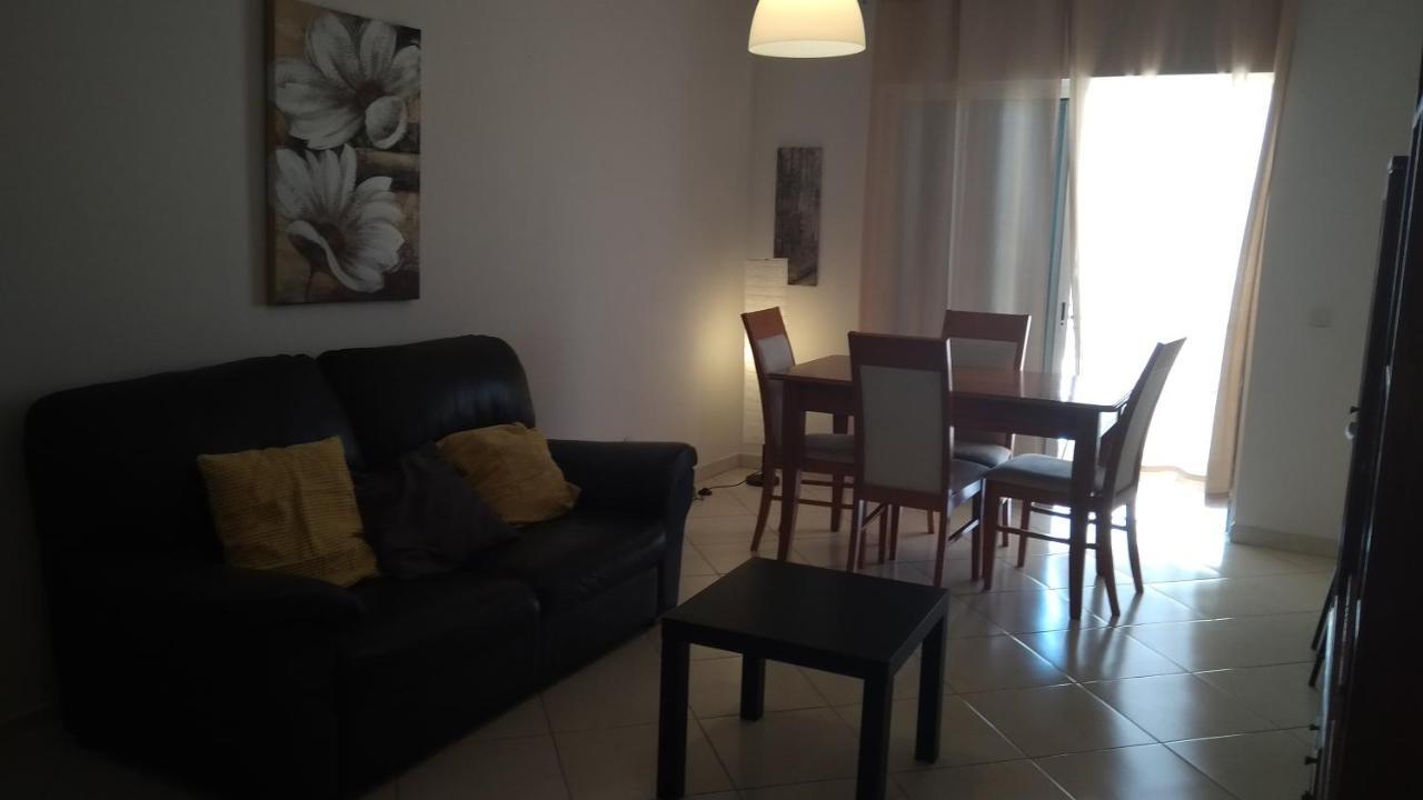 Apartamentos Monica Quarteira Exterior foto