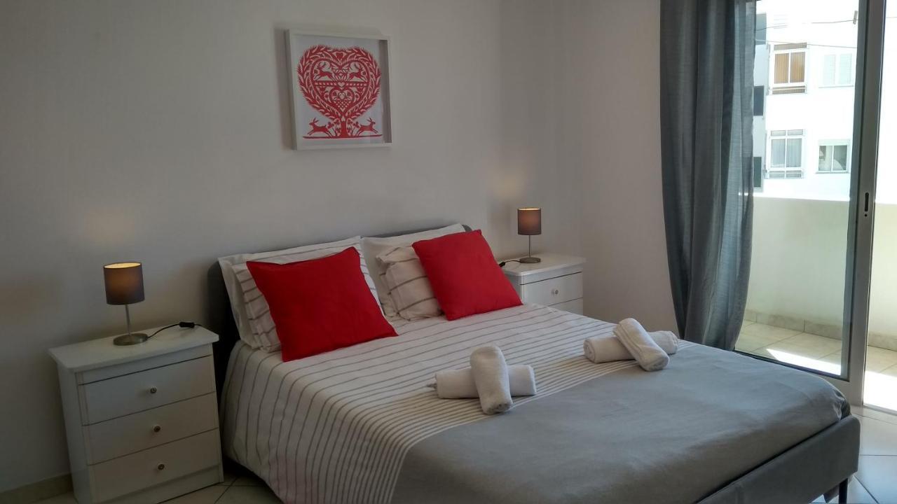 Apartamentos Monica Quarteira Exterior foto