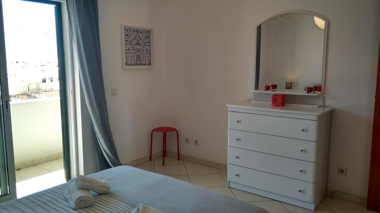 Apartamentos Monica Quarteira Exterior foto